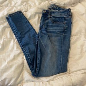American Eagle skinny jeans